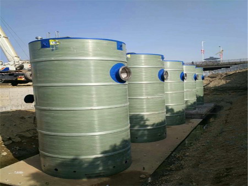 玻璃鋼儲(chǔ)罐符合標(biāo)準(zhǔn)要求-質(zhì)量可靠-使用安全